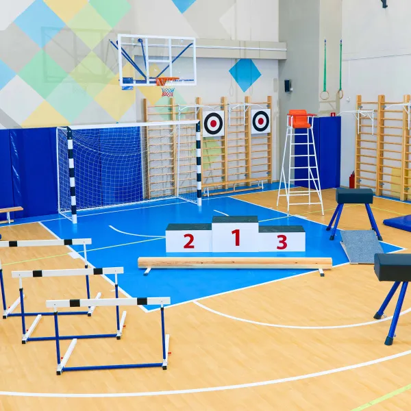 Щит баскетбольный игровой (монолитный поликарбонат) 1050х1800 мм ZAVODSPORTA за 47&nbsp;600 ₽ в Туле
